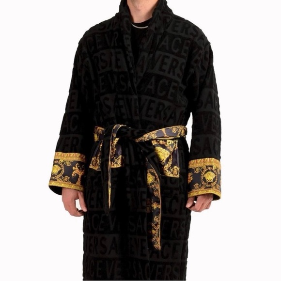 Versace Black and Gold Baroque Robe. - Picture 4 of 5